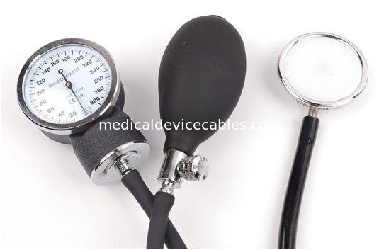 Sphygmomanometer 3mmHg del monitor del puño de la presión arterial del 17in